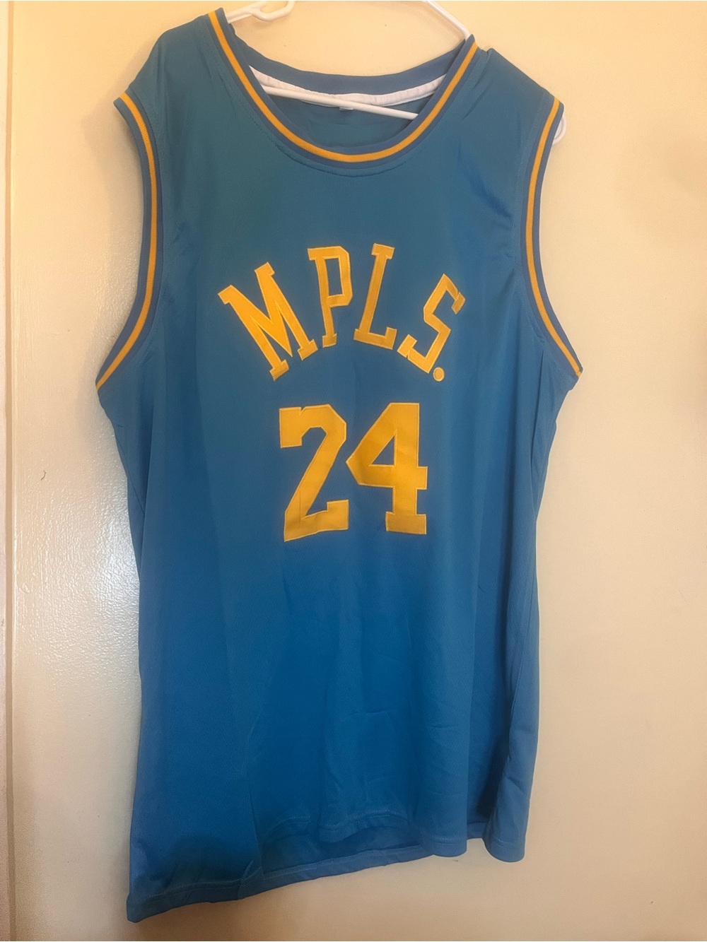 Bryant embroidered LA lakers  embroidered jersey